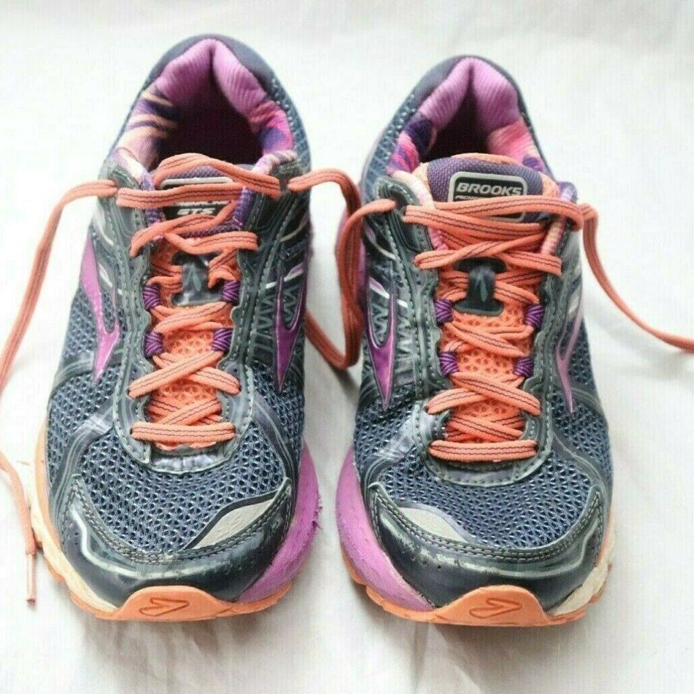 Brooks Adrenaline GTS 15 sneakers sz 9